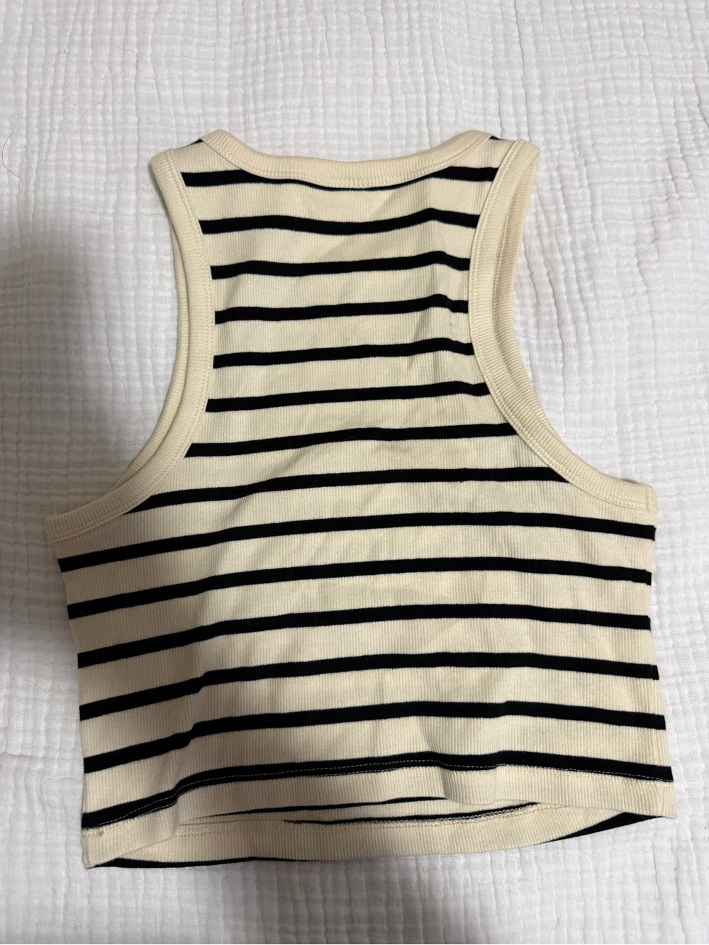 NEVER WORN H&M Cream and Black Striped Ribbed Cropped Tank - Picture 3 of 3